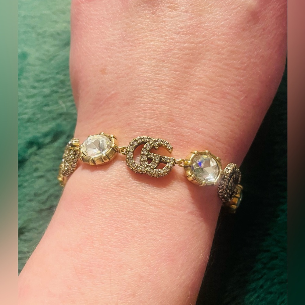 Gucci Gold and Pink Bracelet - Picture 2 of 10
